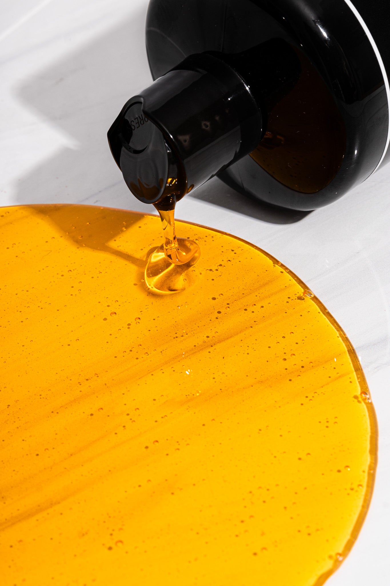 Nova Nourish and soften Shampoo & Body Wash For Men